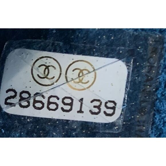 Chanel Boy Flap Bag Chevron Lambskin Old Medium Blue - Picture 8 of 8